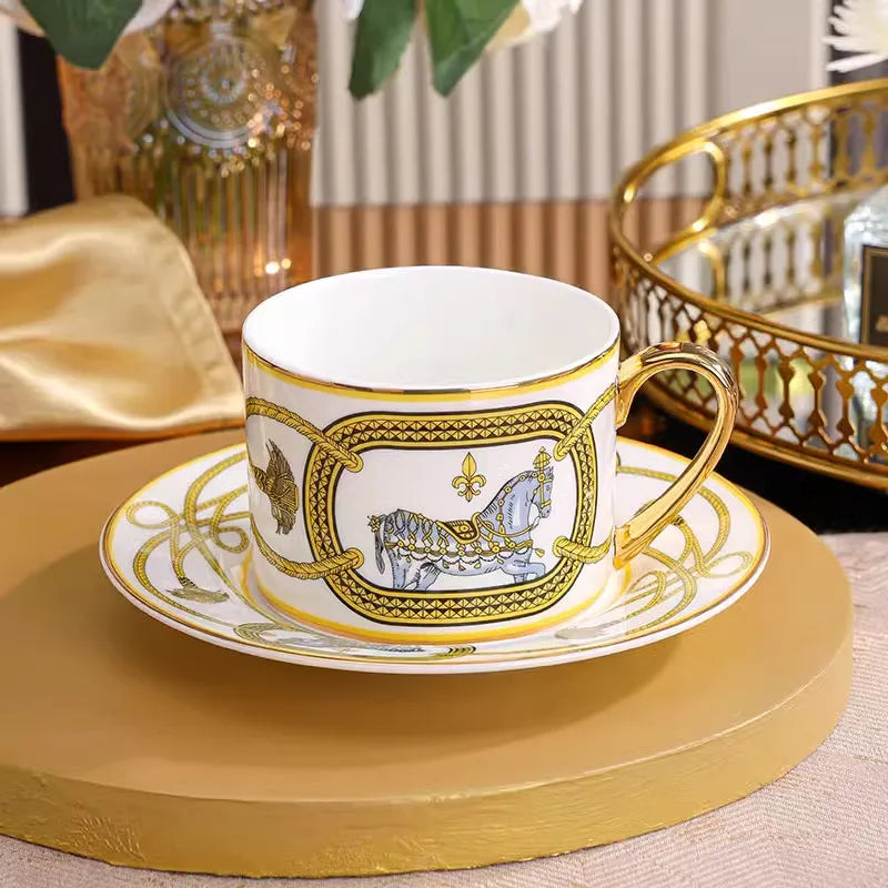 Light Luxury Bone China War Horse Western Dinnerware Plates Cup