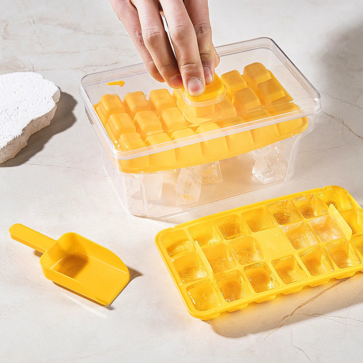 Upgraded Press Ice Cube Tray With Lid And Quick Release