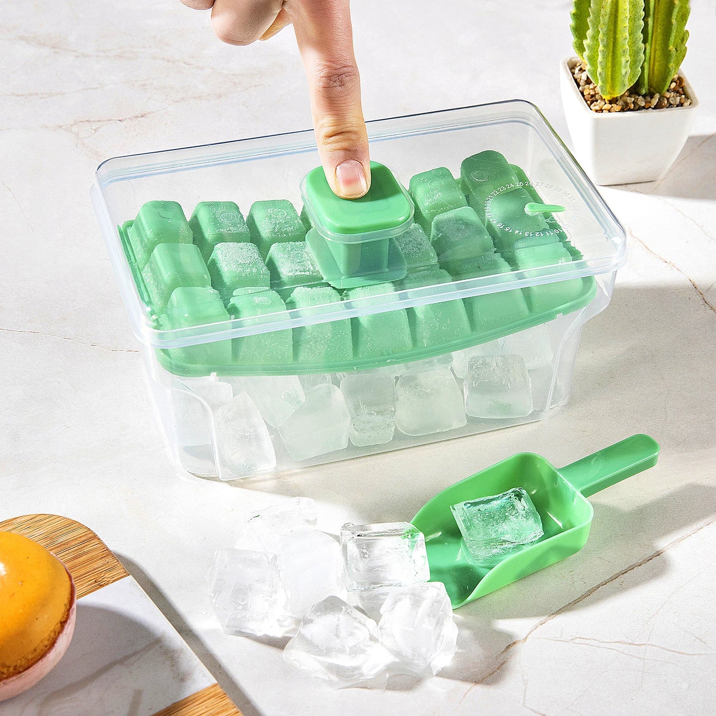 Upgraded Press Ice Cube Tray With Lid And Quick Release